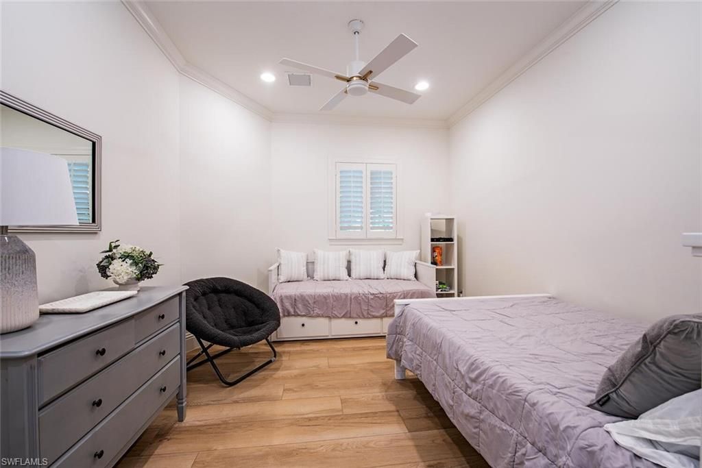 1633 Chinaberry Way, Naples, FL 34105 Photo