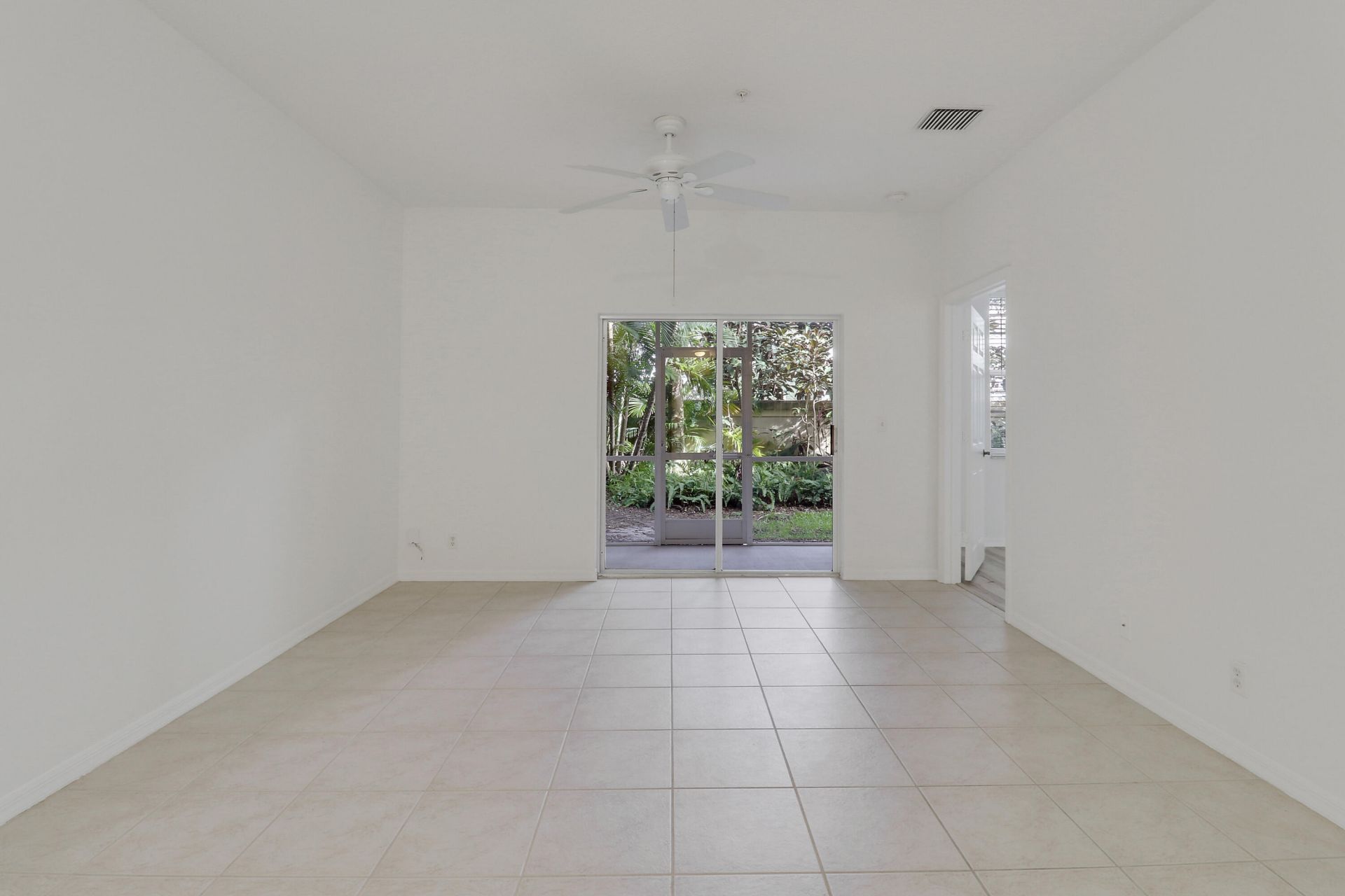 110 Lighthouse Circle, Unit A, Tequesta, FL 33469 Photo