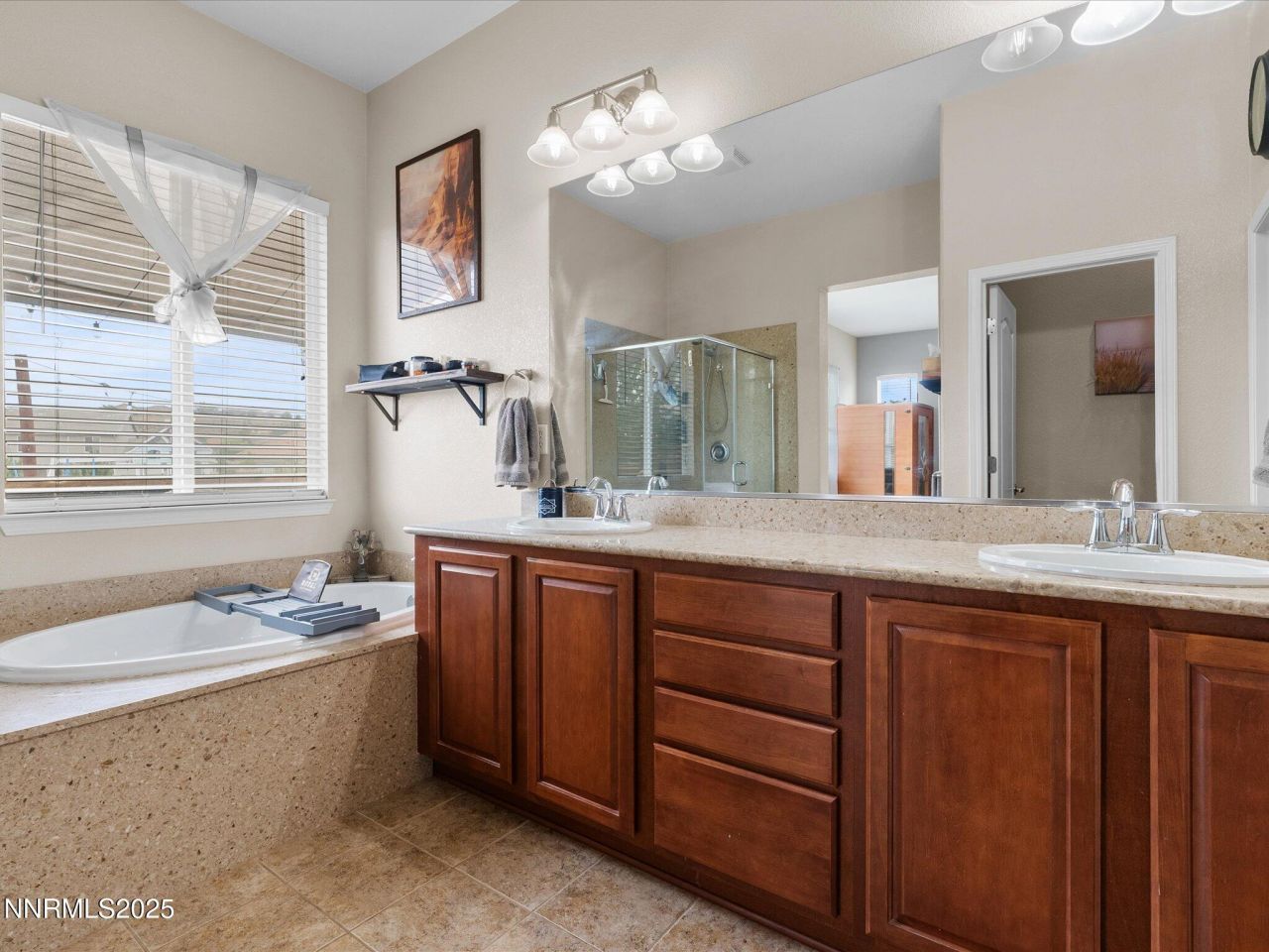 8720 Spearhead Way, Reno, NV 89506 Photo