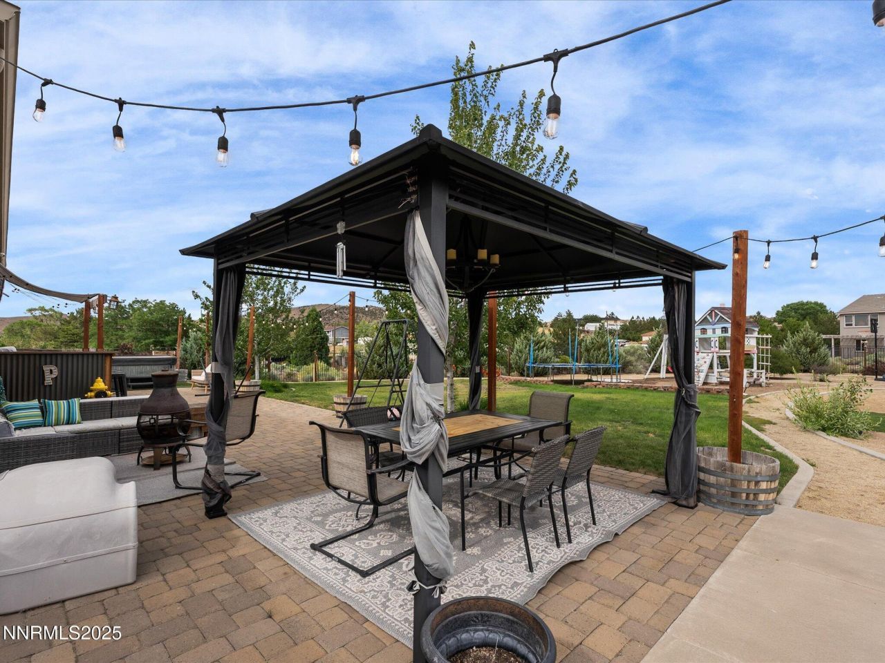 8720 Spearhead Way, Reno, NV 89506 Photo