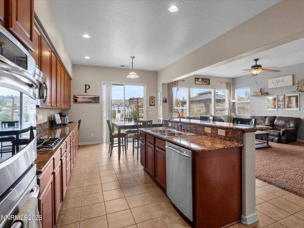 8720 Spearhead Way, Reno, NV 89506 Photo