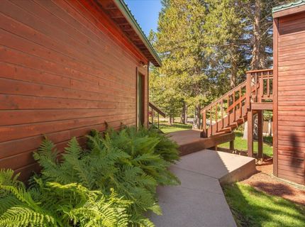 15009 Skislope Way, Truckee, CA 96161 Photo