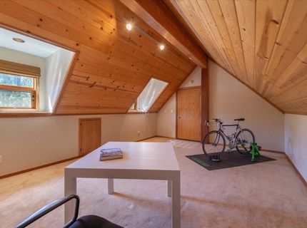 15009 Skislope Way, Truckee, CA 96161 Photo