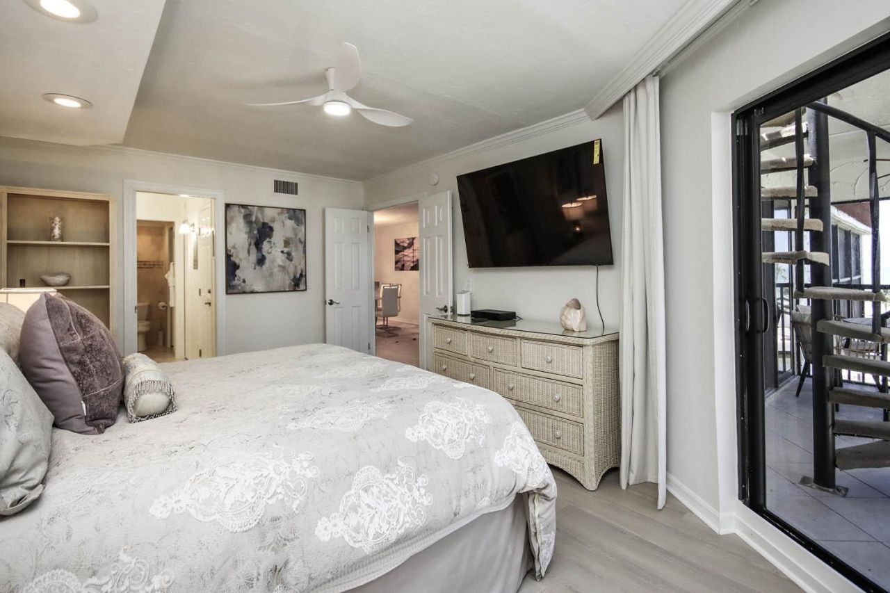 2445 W Gulf Dr, Unit 41D, Sanibel, FL 33957 Photo