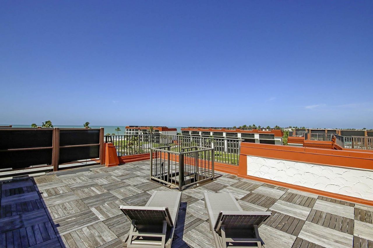 2445 W Gulf Dr, Unit 41D, Sanibel, FL 33957 Photo