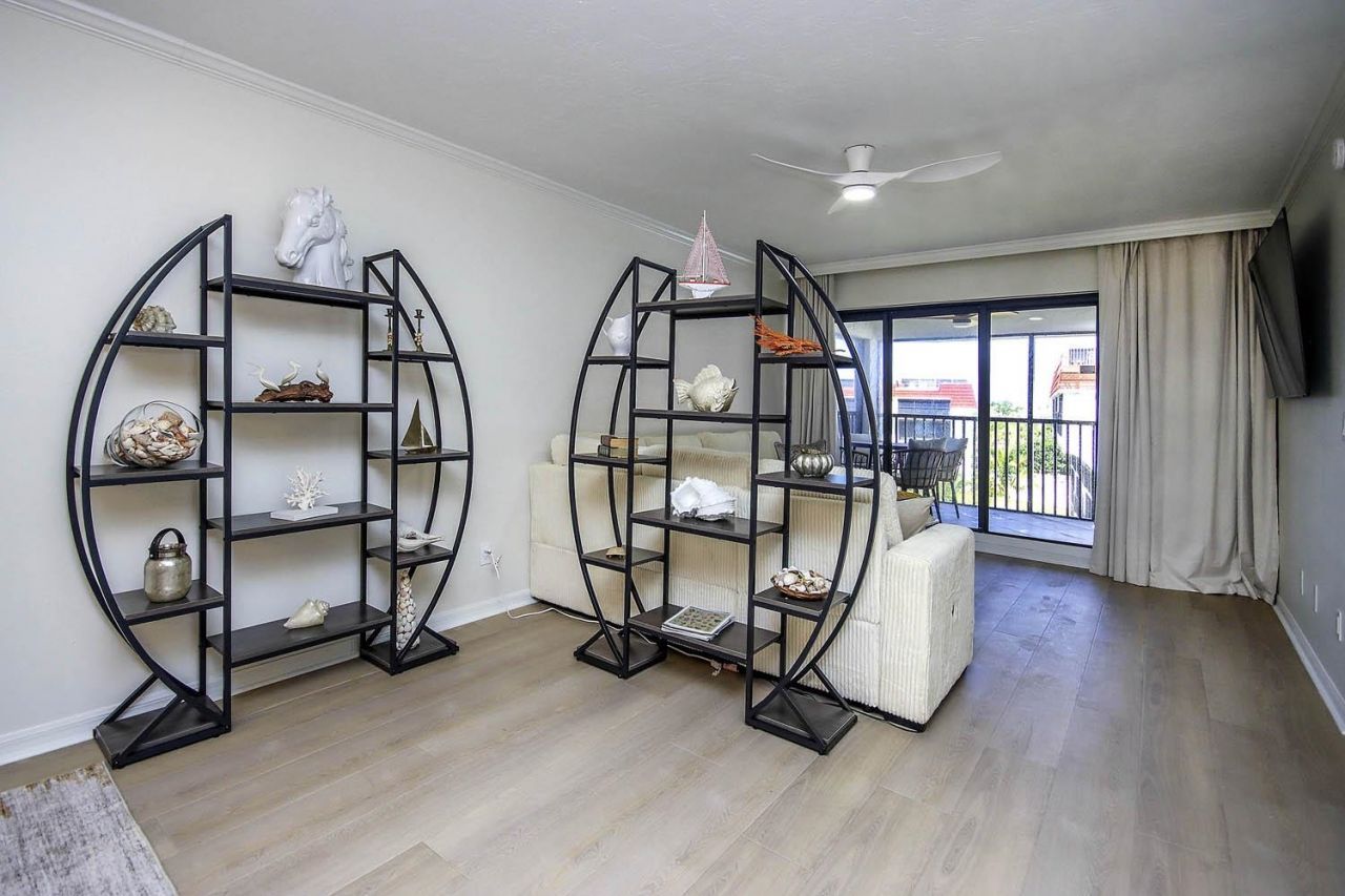 2445 W Gulf Dr, Unit 41D, Sanibel, FL 33957 Photo