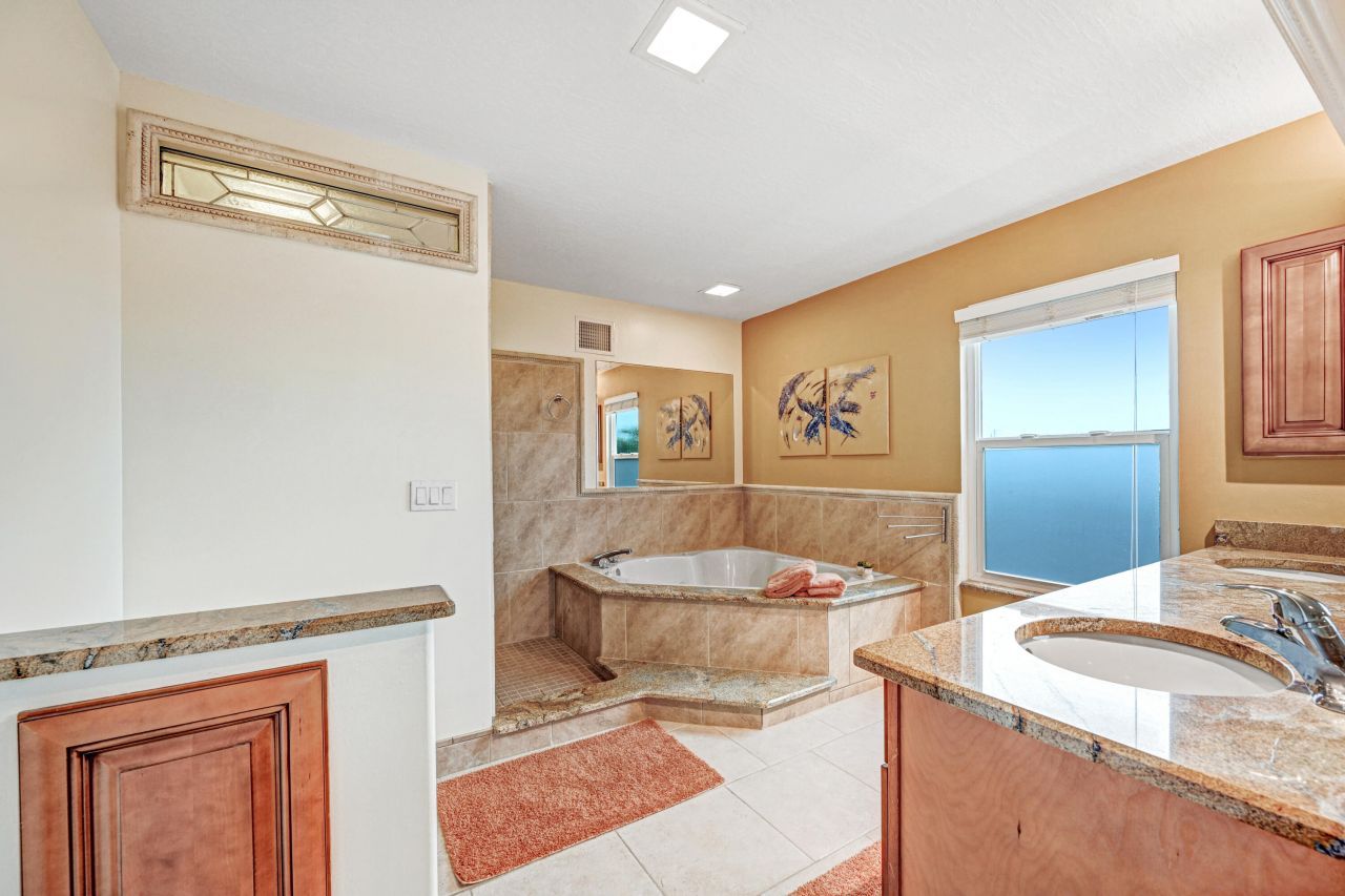 1585 Sykes Creek Drive, Merritt Island, FL 32953 Photo