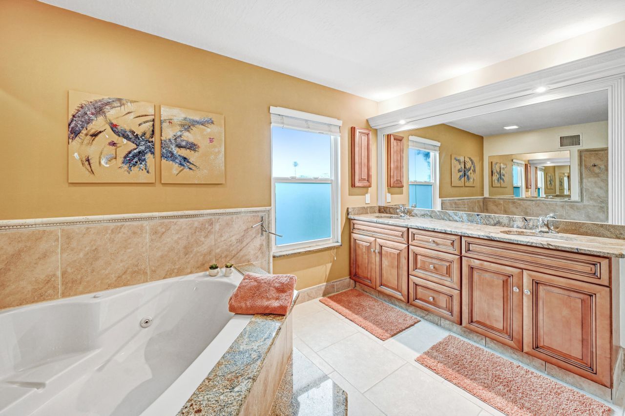 1585 Sykes Creek Drive, Merritt Island, FL 32953 Photo