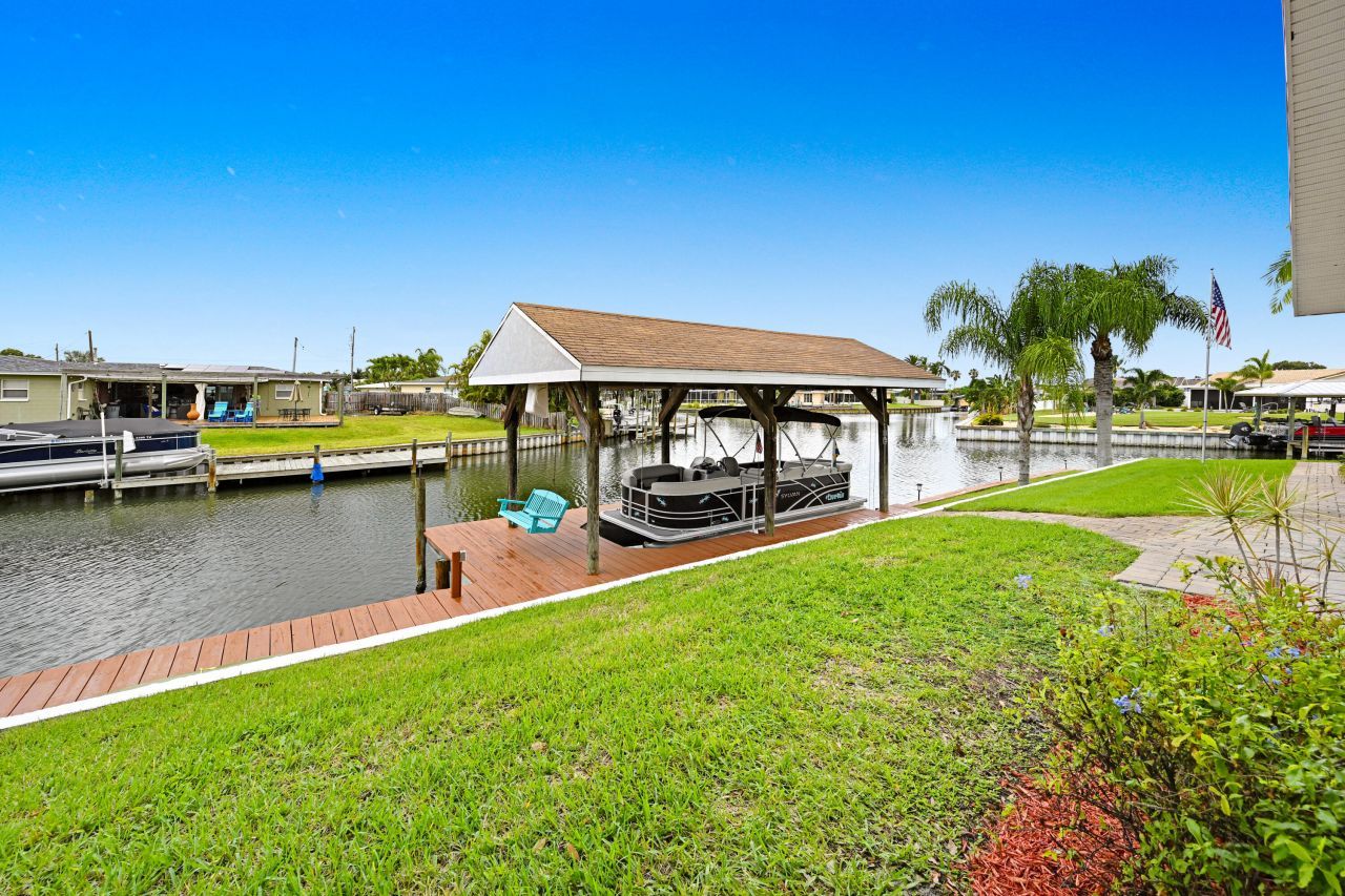 1585 Sykes Creek Drive, Merritt Island, FL 32953 Photo
