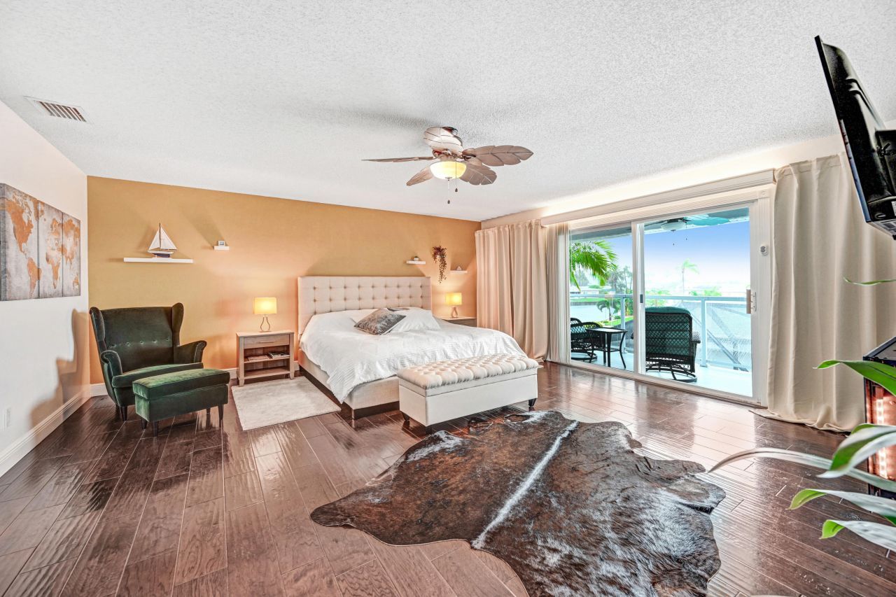 1585 Sykes Creek Drive, Merritt Island, FL 32953 Photo