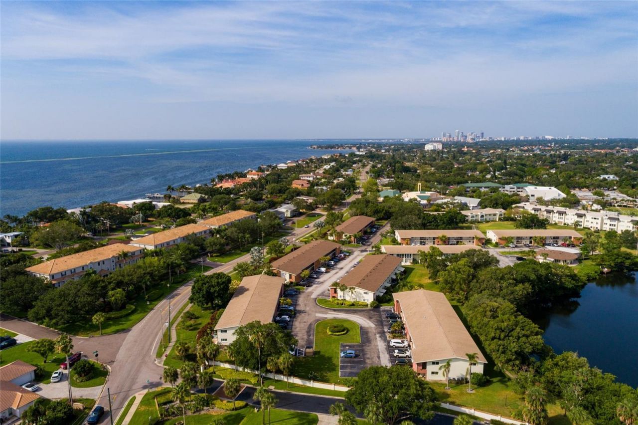 4580 Overlook Drive Ne, Unit 190, Saint Petersburg, FL 33703 Photo