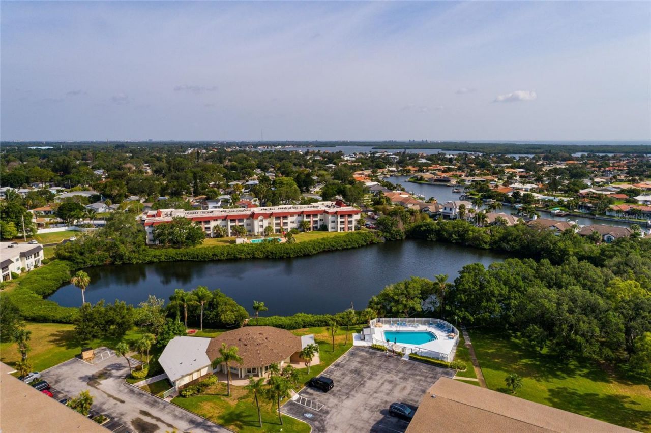 4580 Overlook Drive Ne, Unit 190, Saint Petersburg, FL 33703 Photo