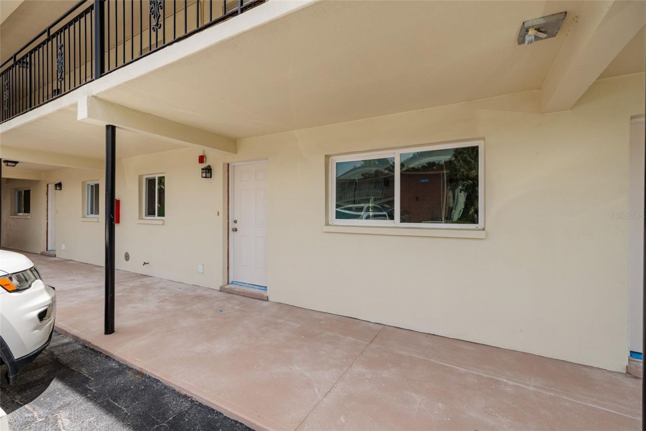 4580 Overlook Drive Ne, Unit 190, Saint Petersburg, FL 33703 Photo