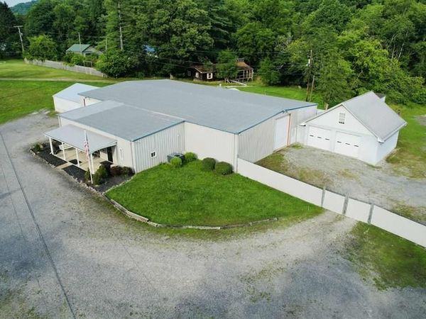 4654 Legends Highway, GLEN JEAN, WV 25846
