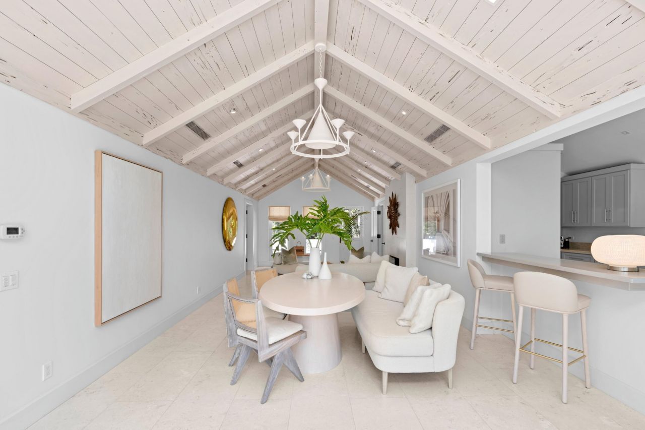 365 Hibiscus Avenue, Palm Beach, FL 33480 Photo