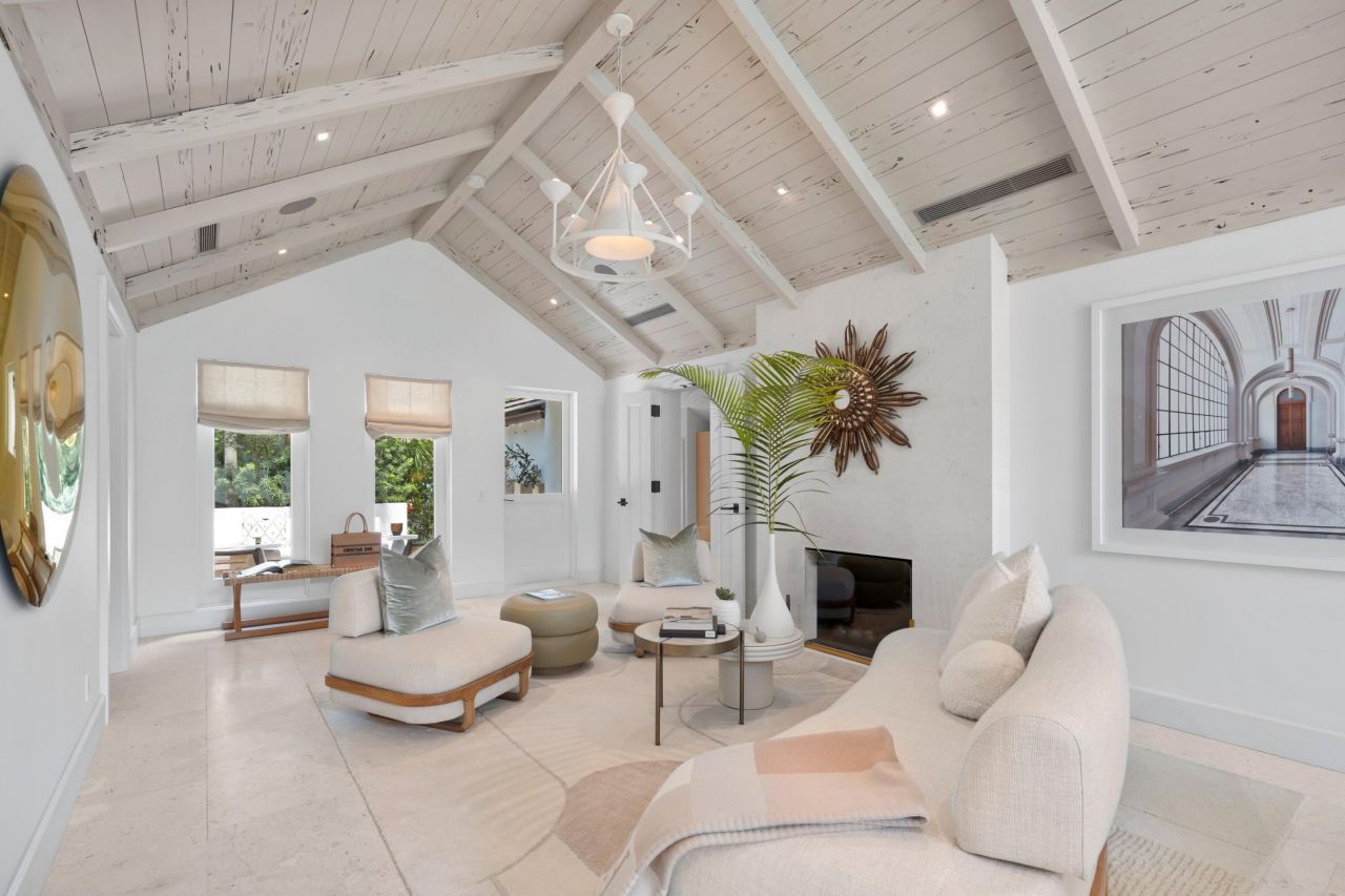 365 Hibiscus Avenue, Palm Beach, FL 33480 Photo