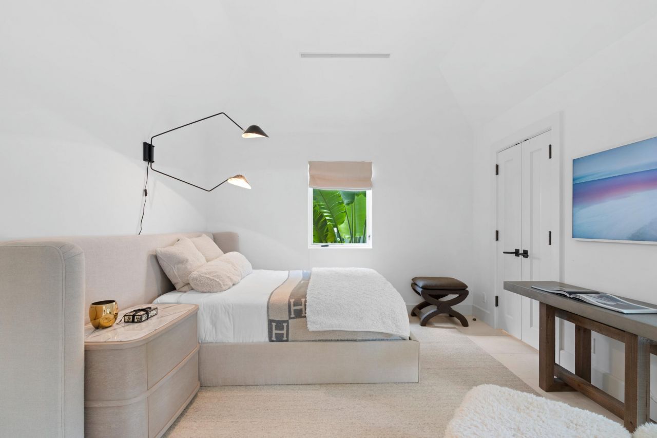 365 Hibiscus Avenue, Palm Beach, FL 33480 Photo