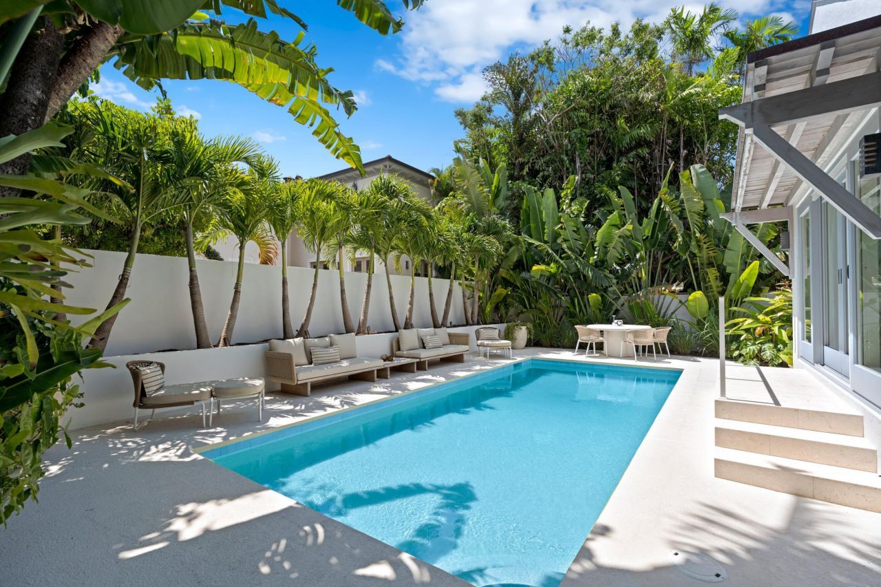 365 Hibiscus Avenue, Palm Beach, FL 33480 Photo