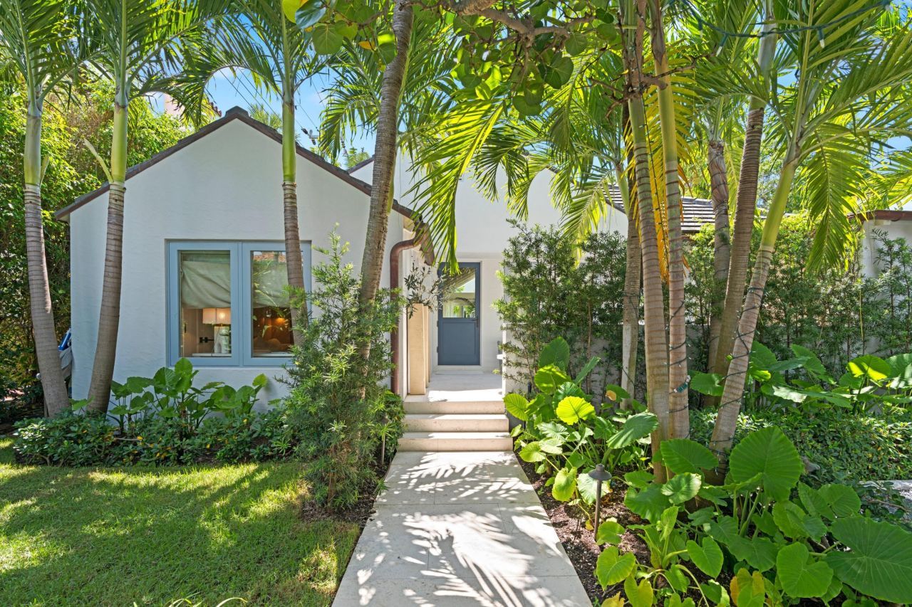 365 Hibiscus Avenue, Palm Beach, FL 33480 Photo