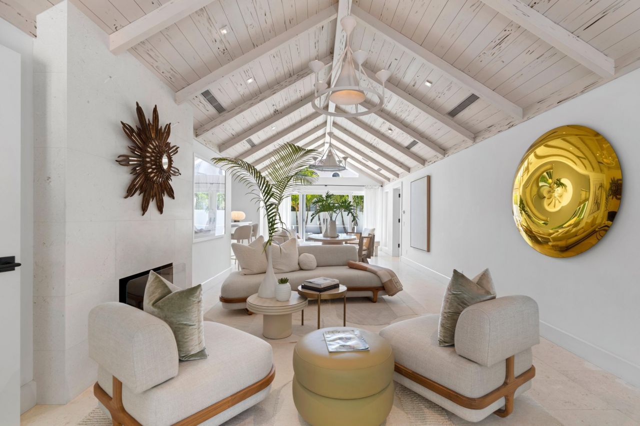 365 Hibiscus Avenue, Palm Beach, FL 33480 Photo