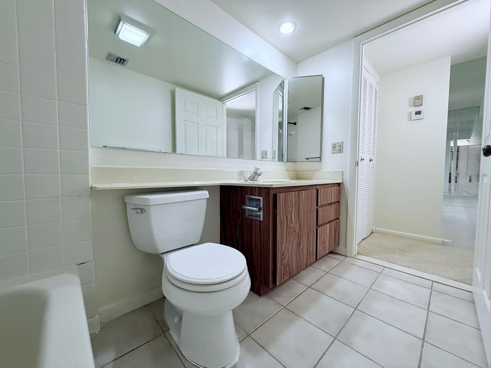 3525 Village Boulevard, Unit 401, West Palm Beach, FL 33409 Photo