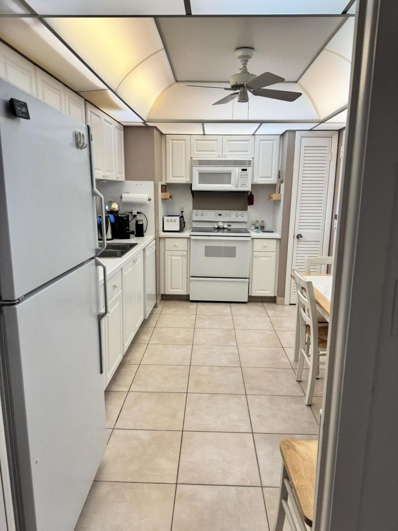 4750 S Ocean Boulevard, Unit 409, Highland Beach, FL 33487 Photo