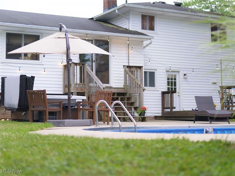 8902 Lincolnshire Boulevard, Strongsville, OH 44149 Photo 19