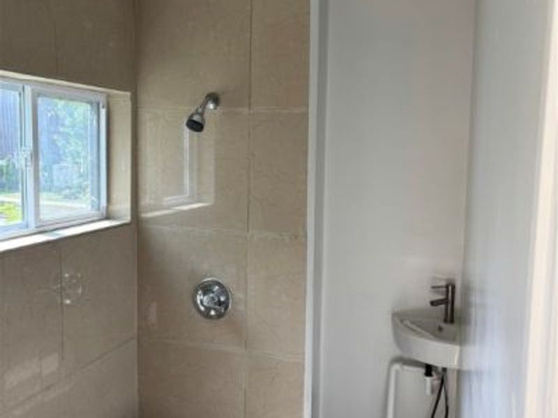 909 Grant Street, Akron, OH 44311 Photo 12