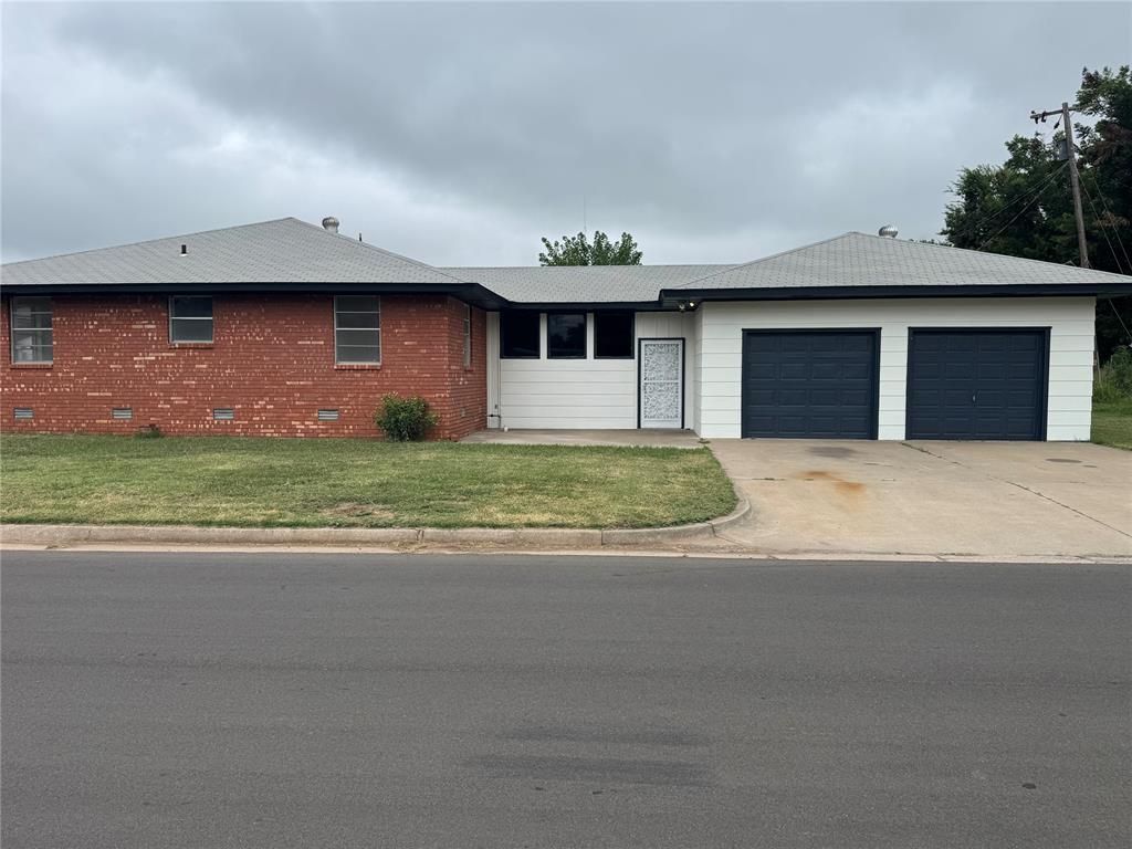 3928 S Agnew Place, Oklahoma City, OK 73119 Main Photo