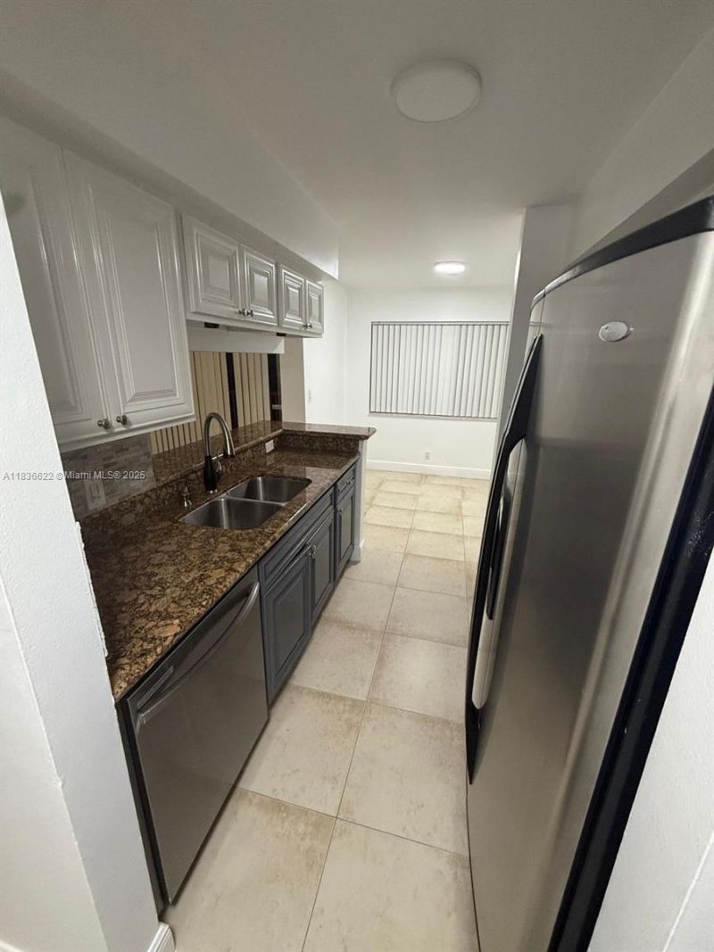 5720 Rock Island Rd, Unit 390, Tamarac, FL 33319 Photo