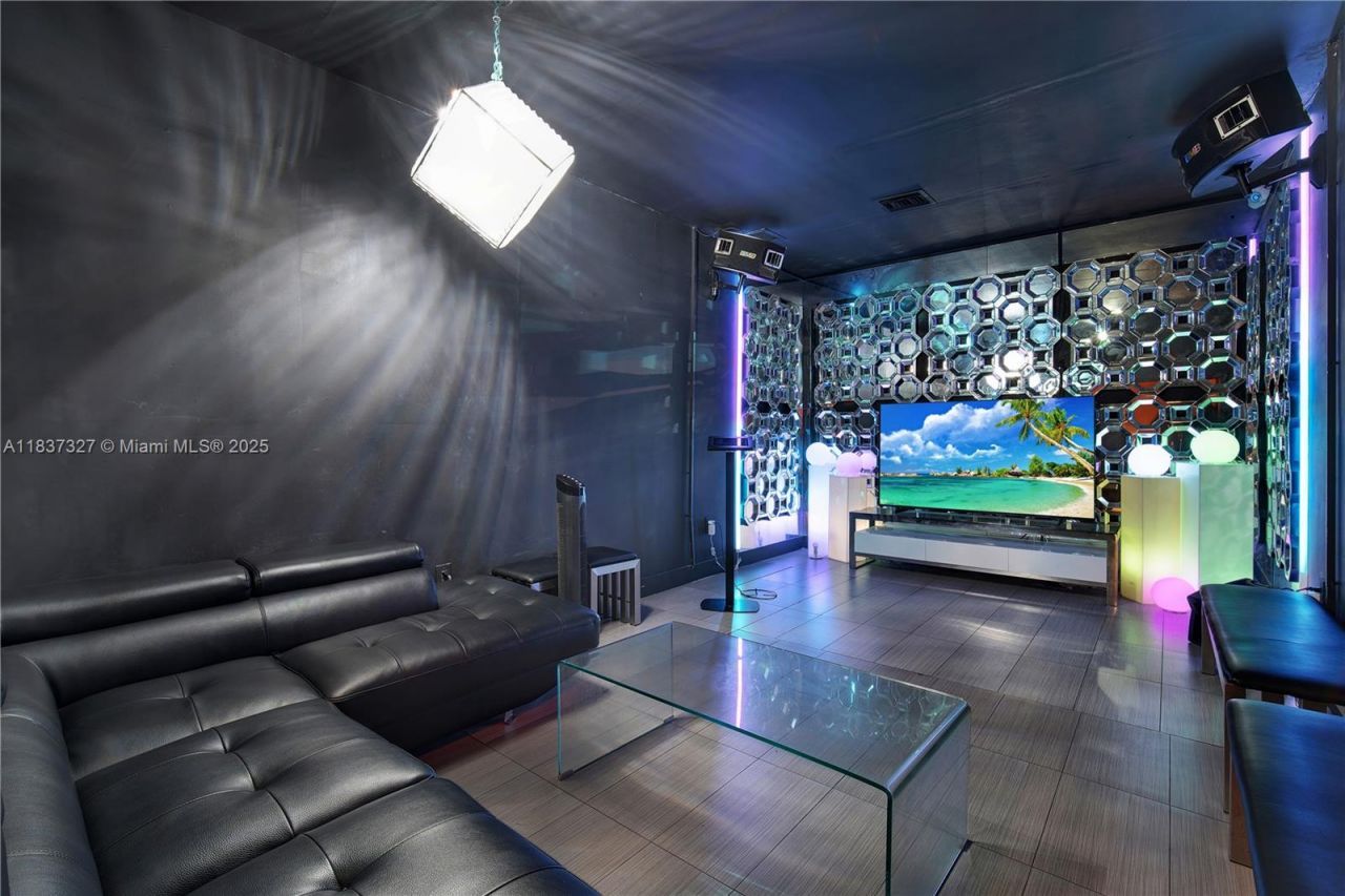 Please Call For Address, Pembroke Pines, FL 33024 Photo