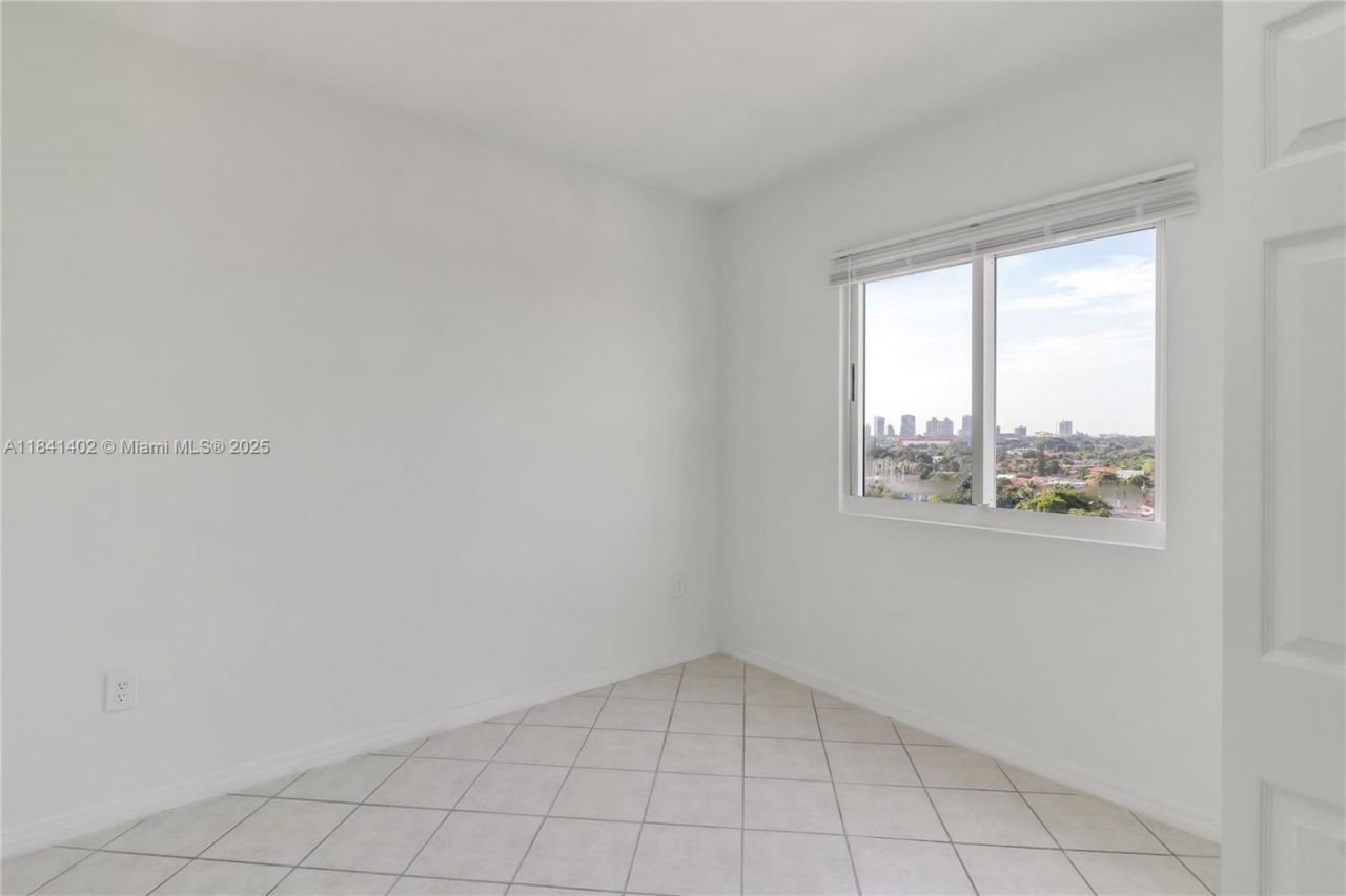 3500 Coral Way, Unit 1207, Miami, FL 33145 Photo