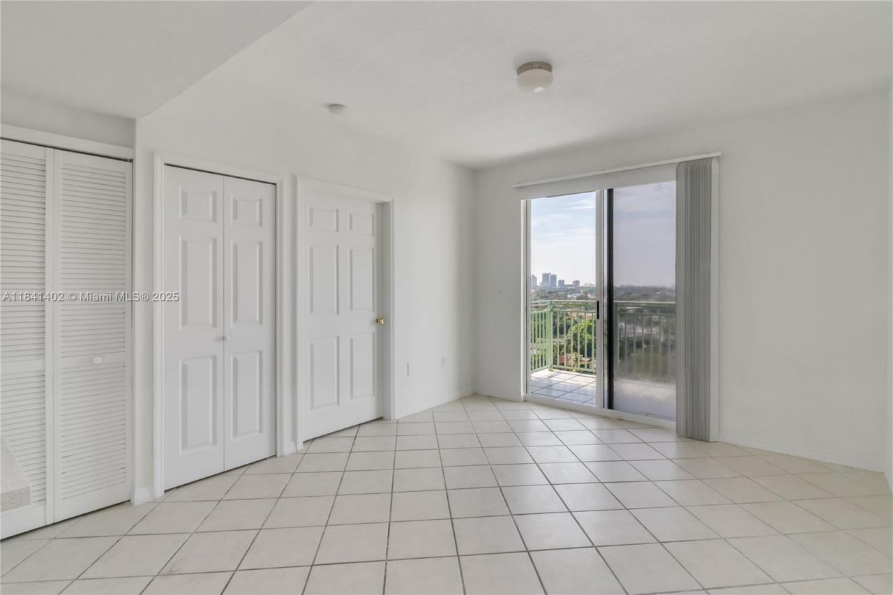 3500 Coral Way, Unit 1207, Miami, FL 33145 Photo