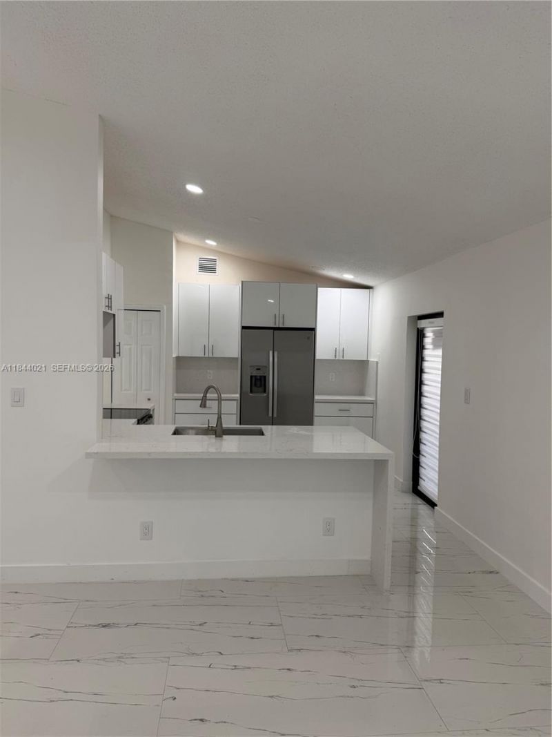 15921 SW 82nd St, Miami, FL 33193 Photo