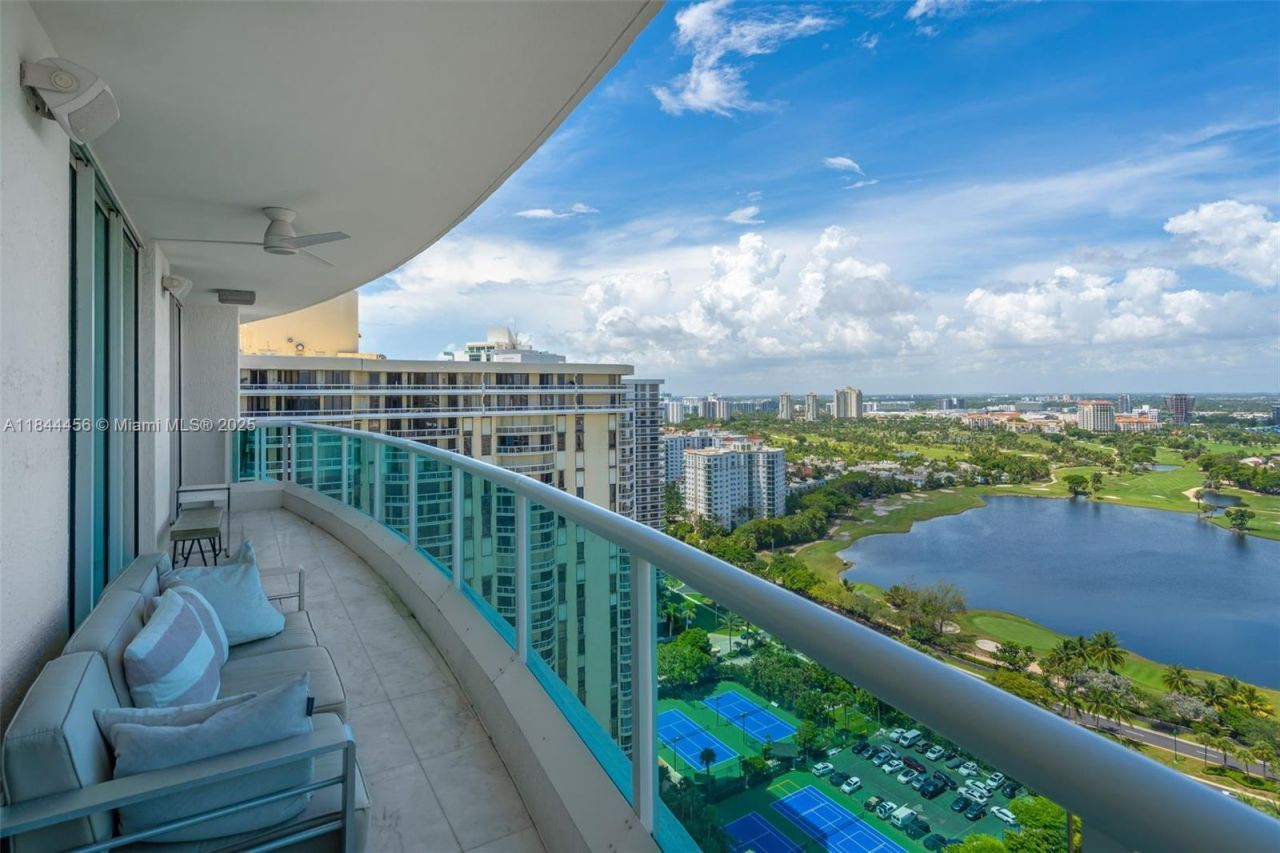 20201 E Country Club Dr, Unit 2808-2809, Aventura, FL 33180 Photo