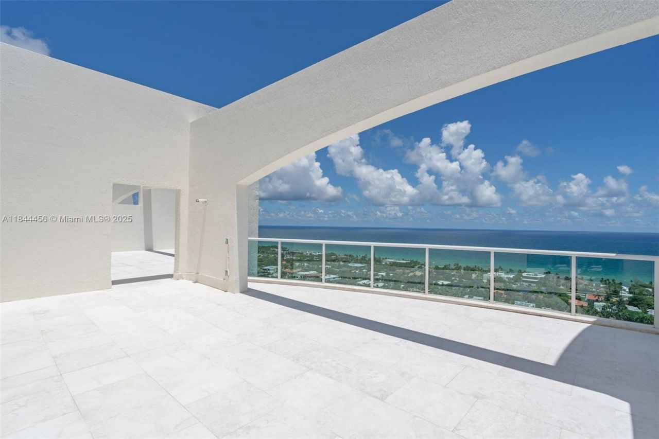 20201 E Country Club Dr, Unit 2808-2809, Aventura, FL 33180 Photo