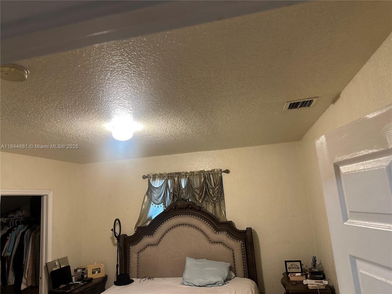 1845 NW 44th St, Miami, FL 33142 Photo