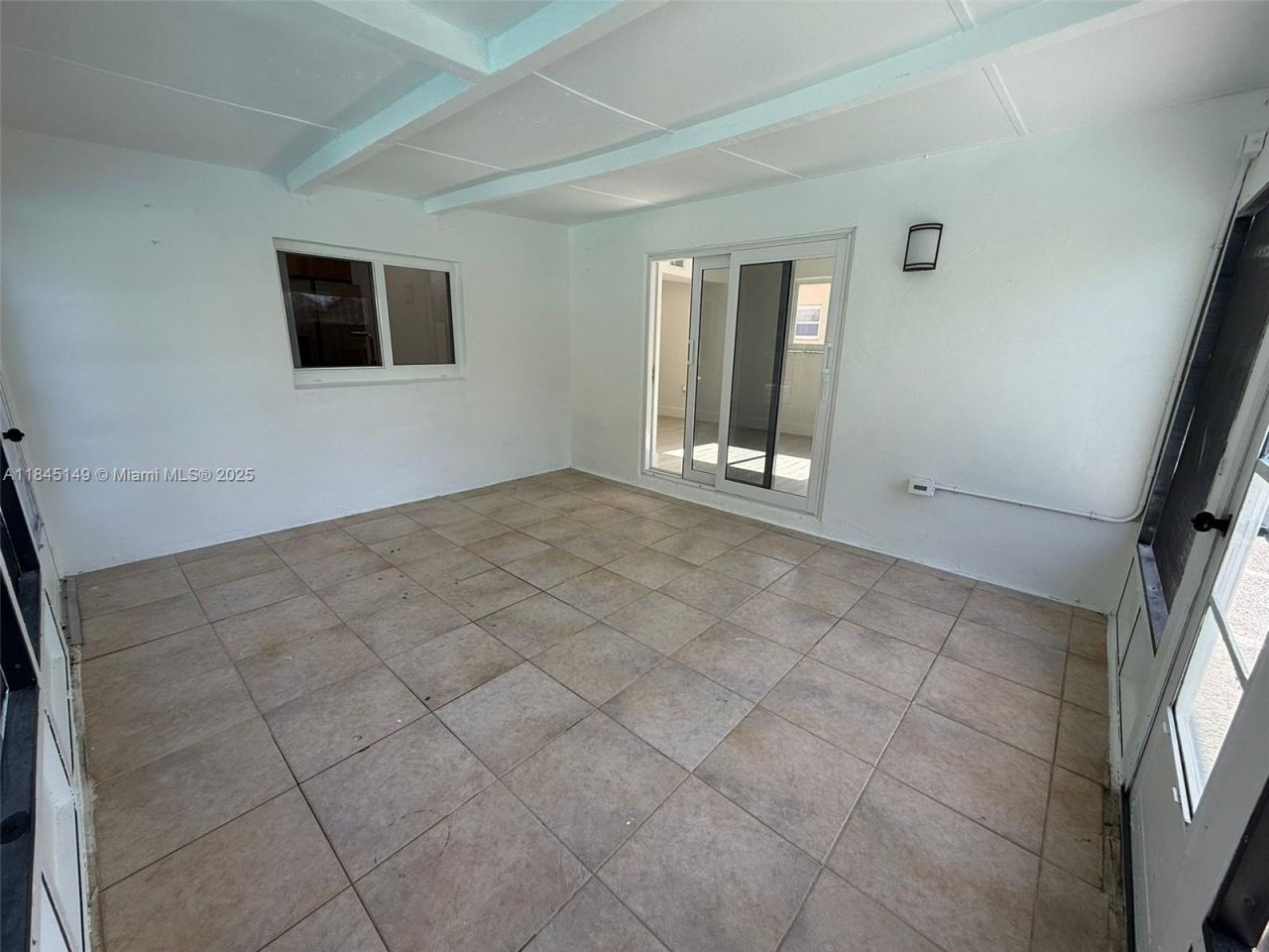 8981 NW 24th St, Sunrise, FL 33322 Photo