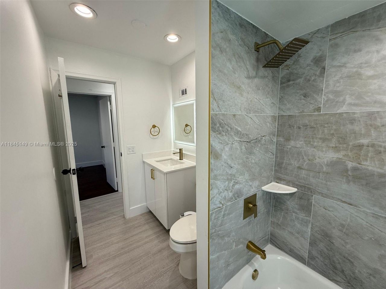 8981 NW 24th St, Sunrise, FL 33322 Photo