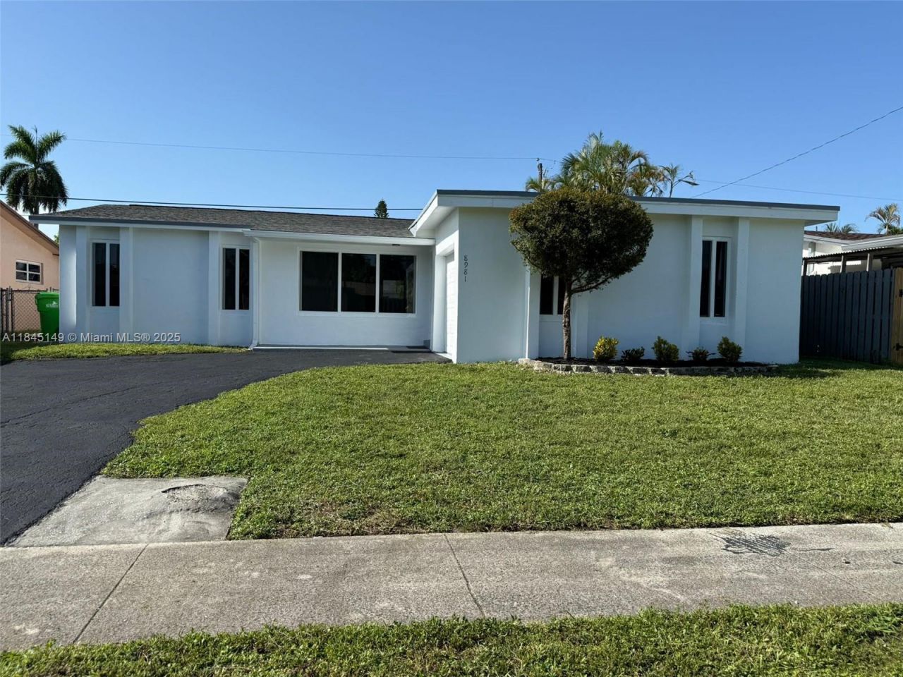 8981 NW 24th St, Sunrise, FL 33322 Photo