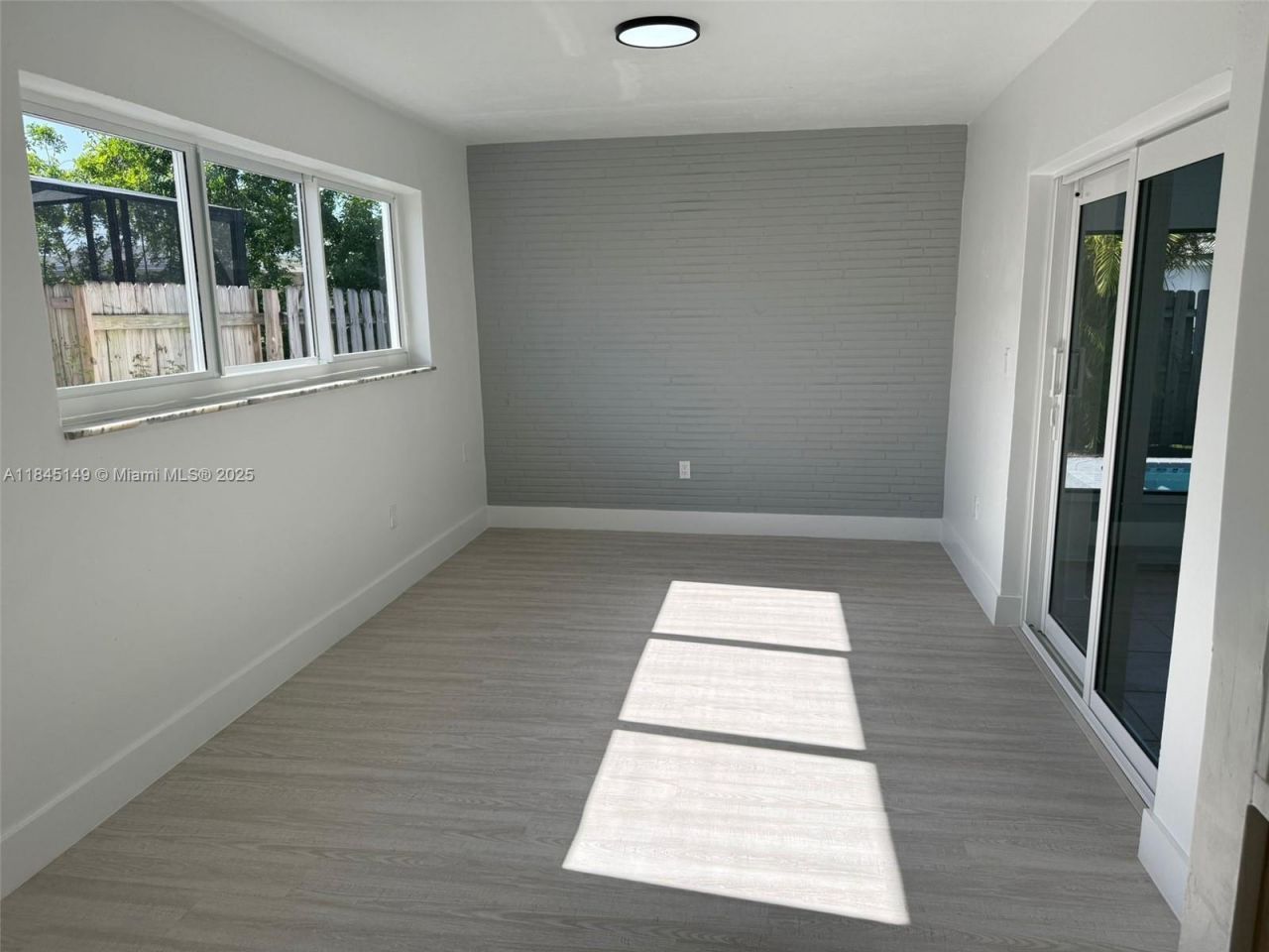 8981 NW 24th St, Sunrise, FL 33322 Photo