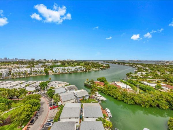 7441 Wayne Ave, Unit 15E, Miami Beach, FL 33141