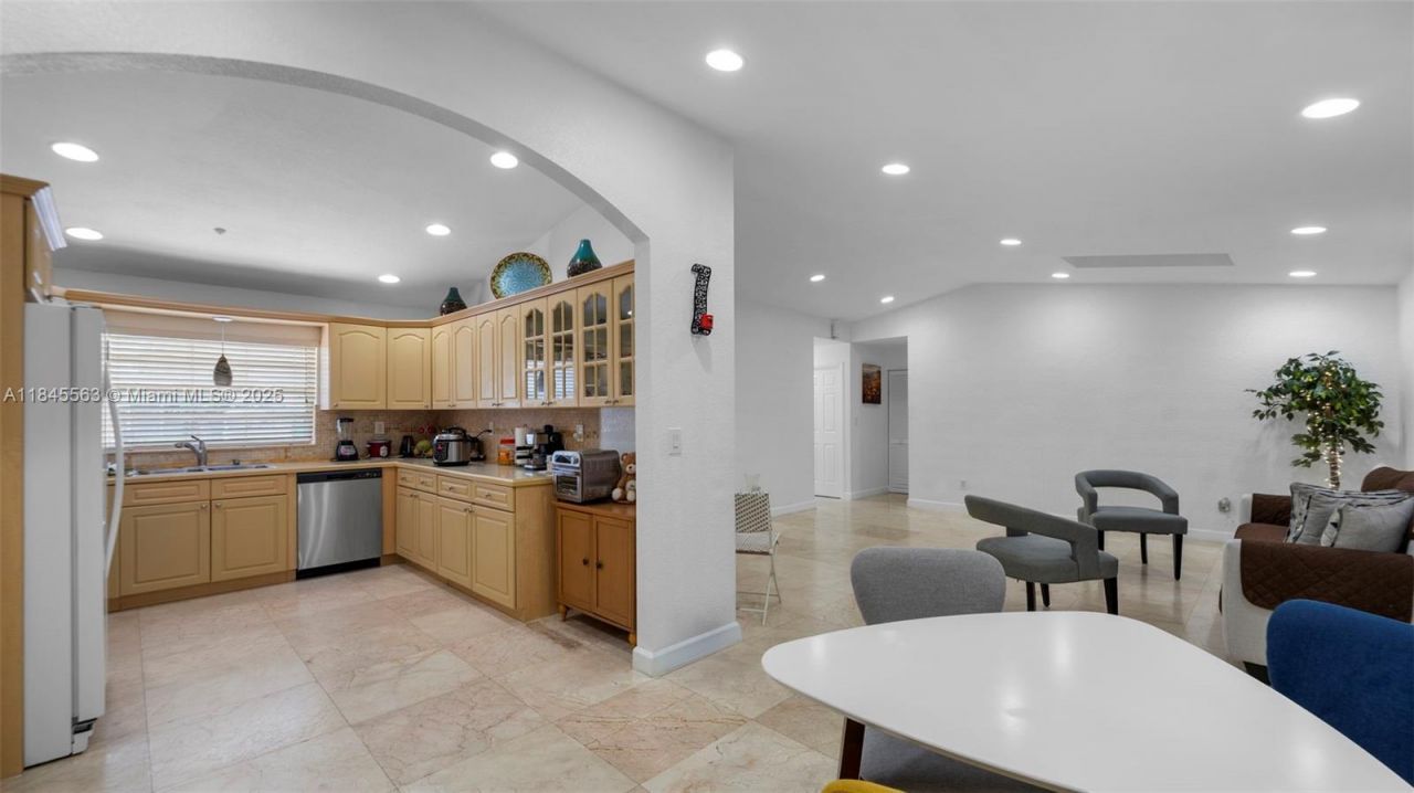 13330 SW 79th St, Miami, FL 33183 Photo