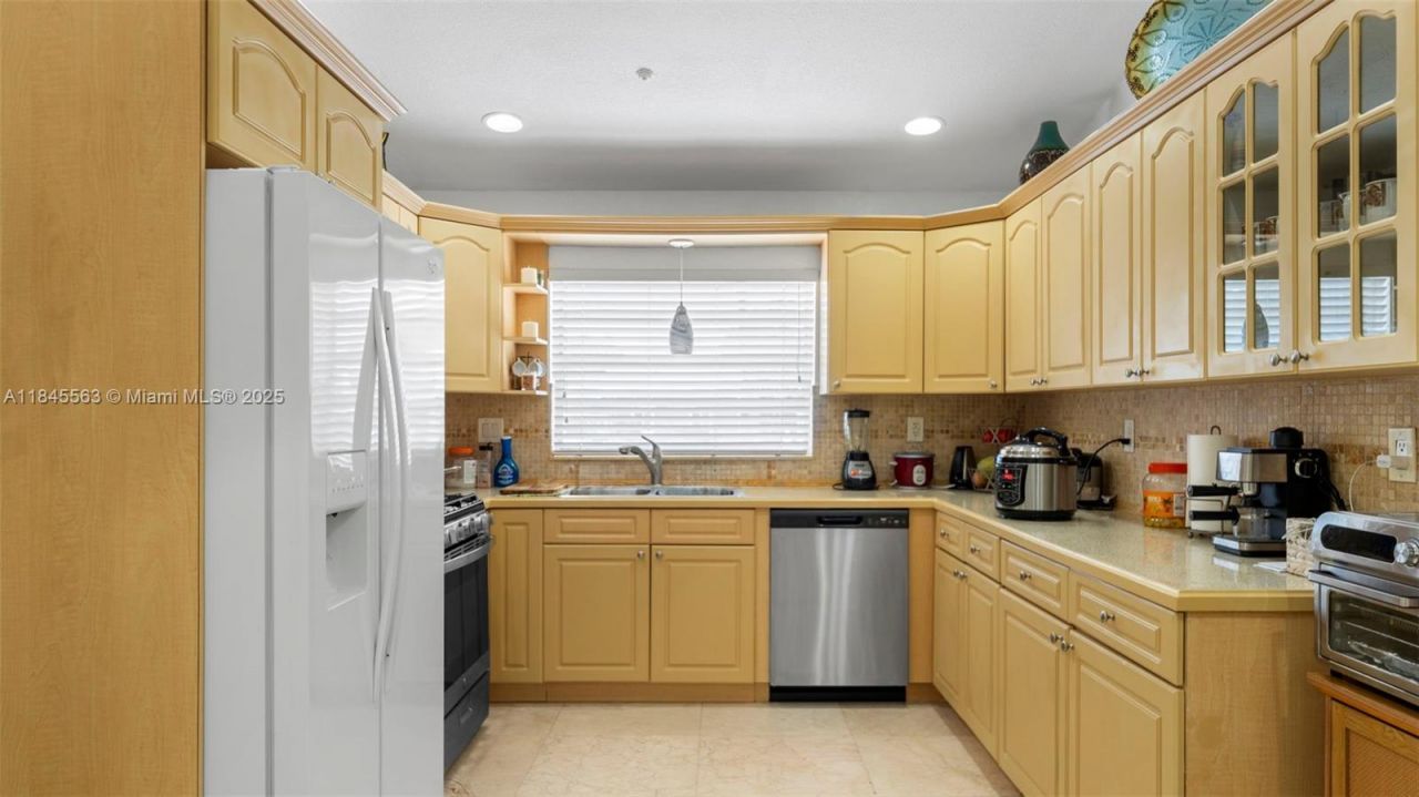 13330 SW 79th St, Miami, FL 33183 Photo