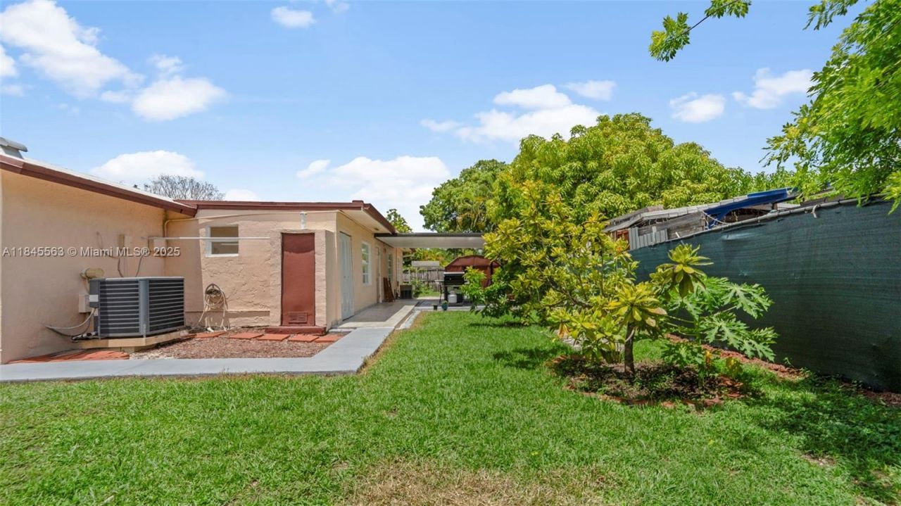 13330 SW 79th St, Miami, FL 33183 Photo