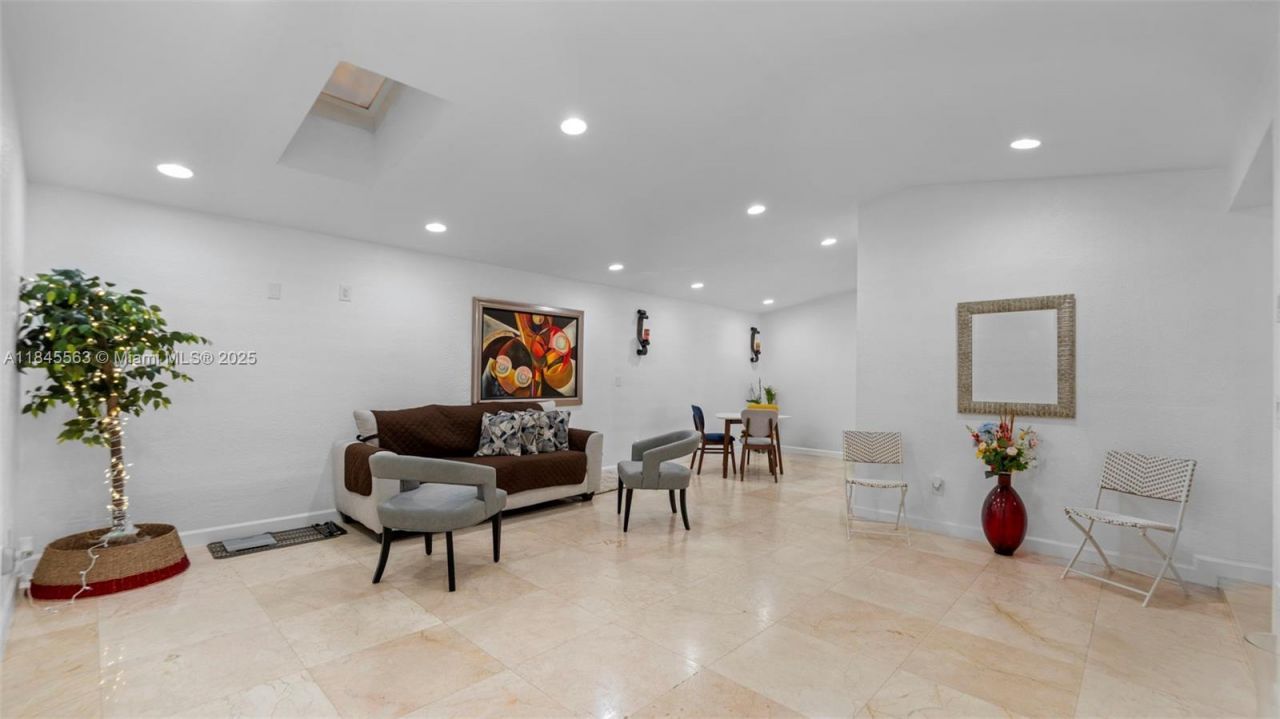 13330 SW 79th St, Miami, FL 33183 Photo