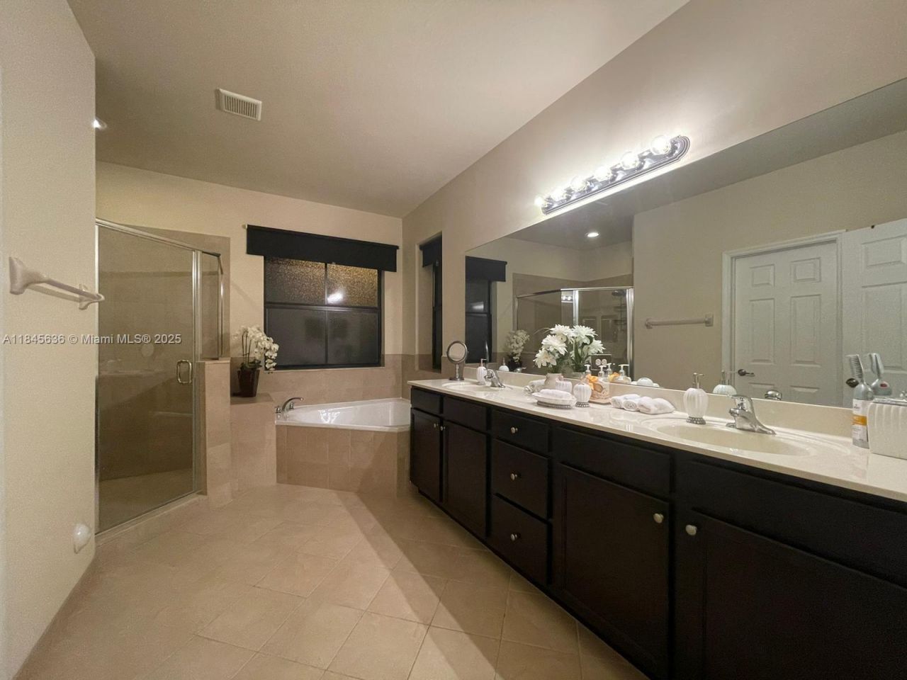 8878 W 33rd Ave, Unit 8878, Hialeah, FL 33018 Photo