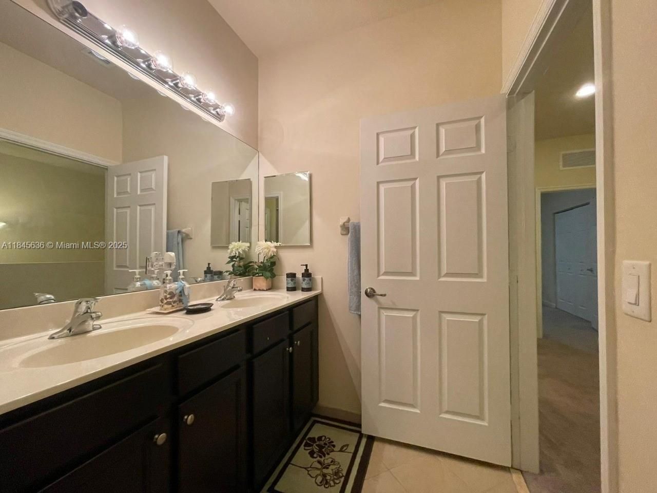 8878 W 33rd Ave, Unit 8878, Hialeah, FL 33018 Photo