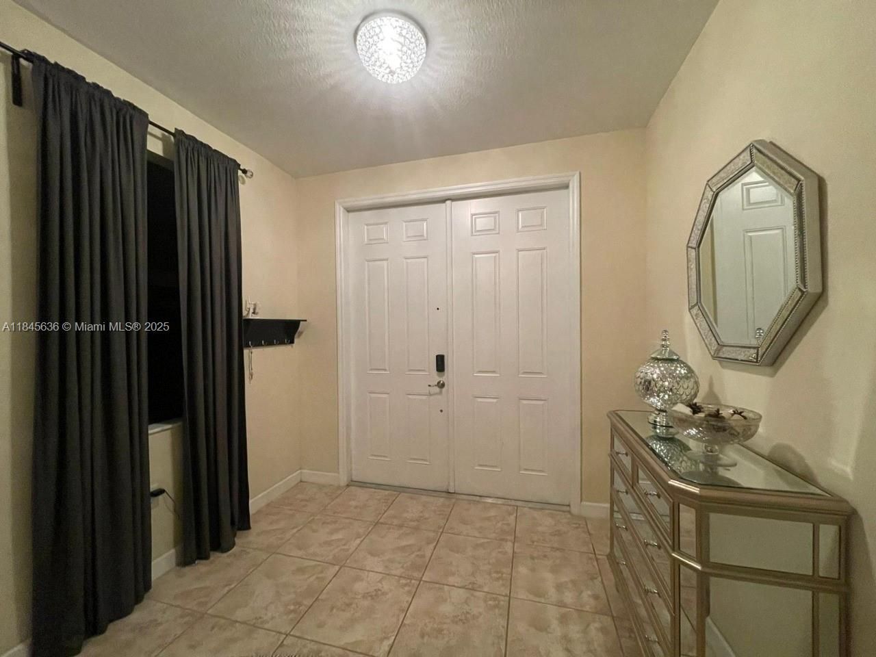 8878 W 33rd Ave, Unit 8878, Hialeah, FL 33018 Photo