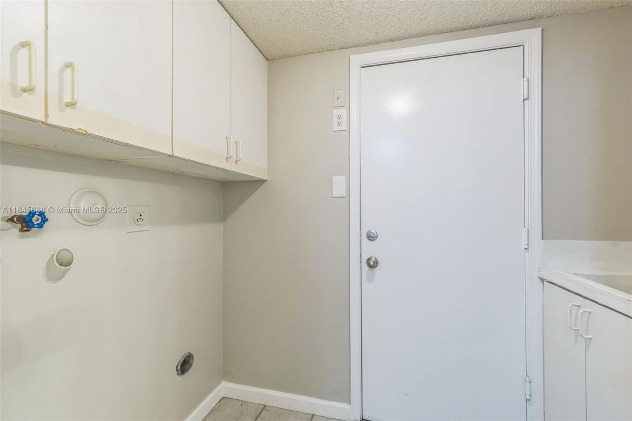 18091 SW 22nd St, Miramar, FL 33029 Photo